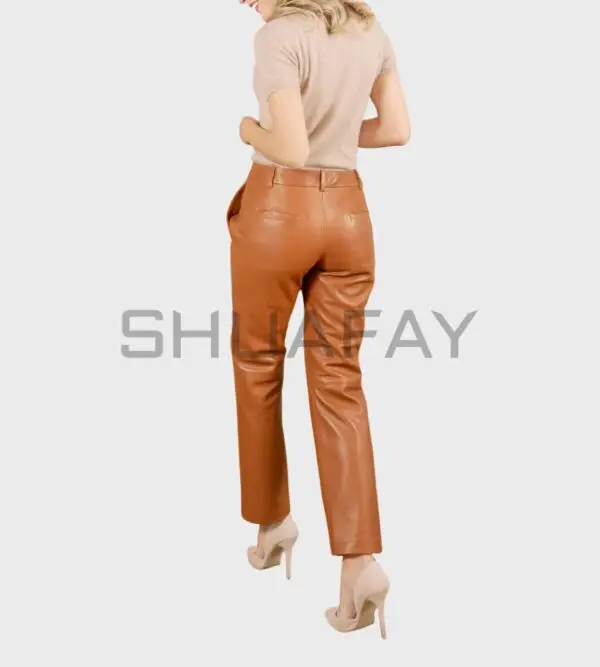 Eterna Luxe Leather Pants for women – lambskin leather, regular fit, leather piping, and fly zipper closure.